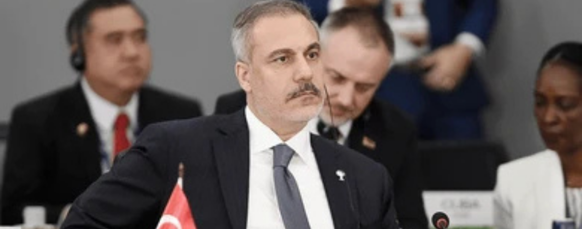 Hakan Fidan, İslamabad'da Mısırlı mevkidaşı Abdulati ile görüştü